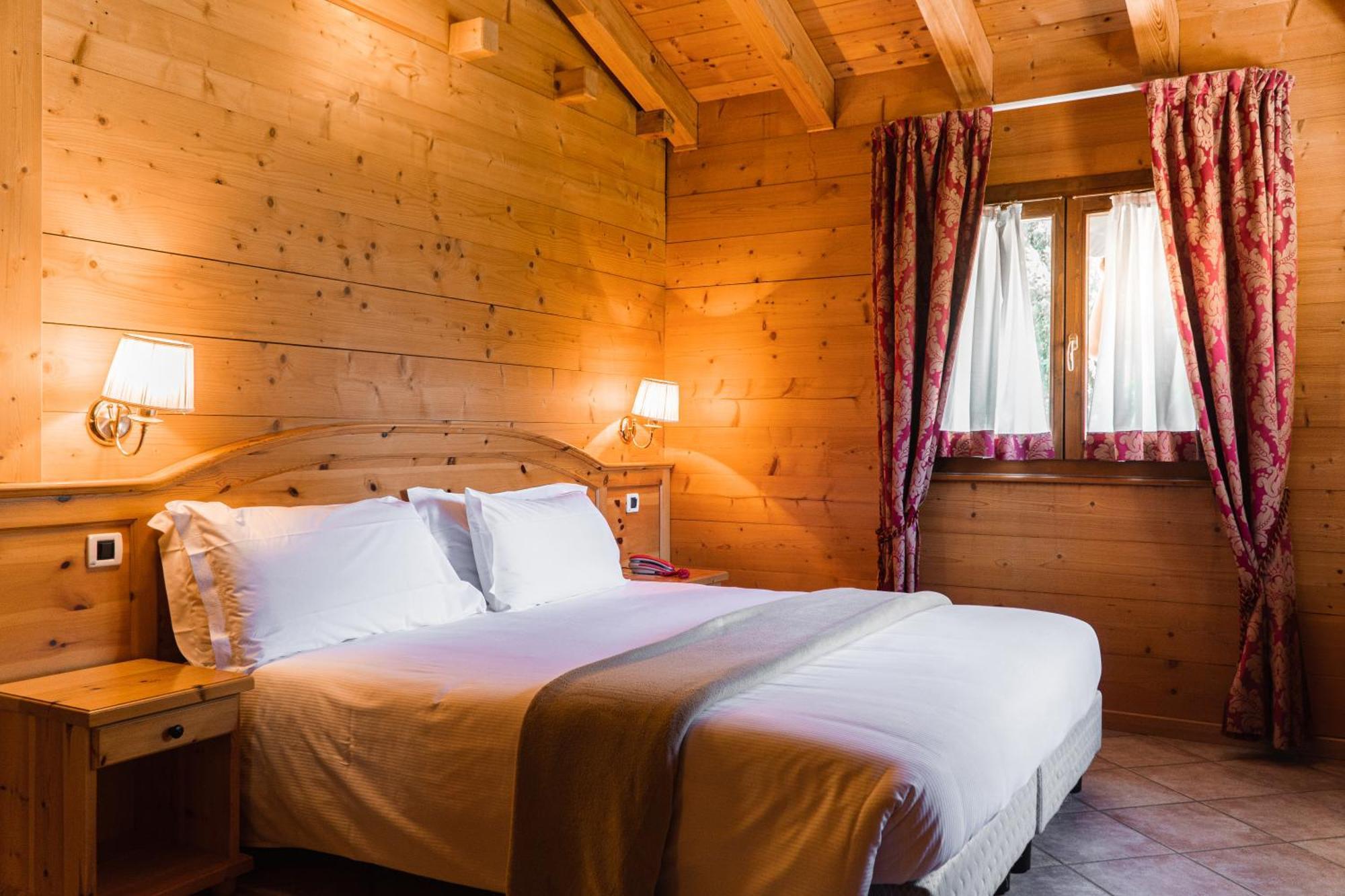 Hostellerie Le Lievre Amoureux Valpelline Exterior photo