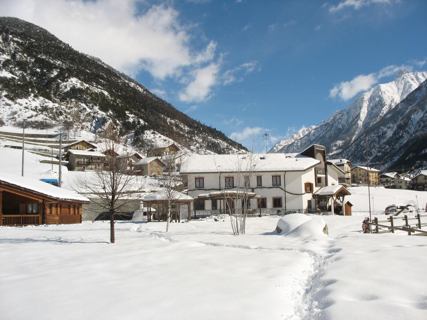 Hostellerie Le Lievre Amoureux Valpelline Exterior photo